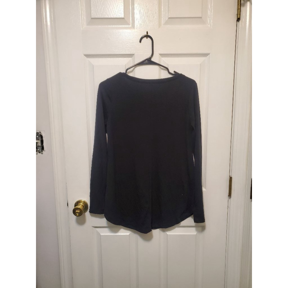 Women's Zenana Black Long Sleeve Shirt Size S with Gold Pocket - Picture 3 of 5